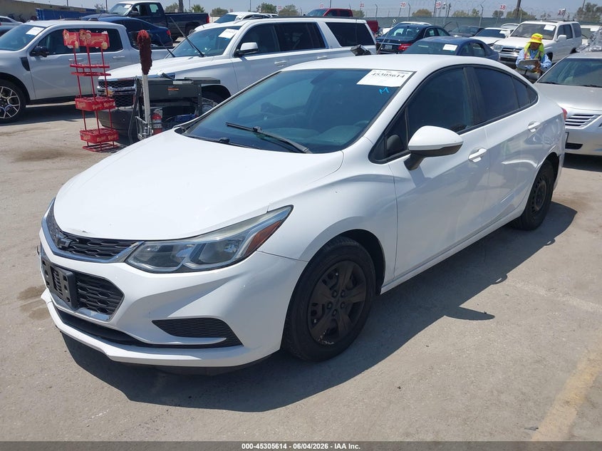 2017 Chevrolet Cruze VIN 1G1BC5SM1H7153172 IAAI salvage auction — RIGHT FRONT, Salvage Title, sold $1,400 on 2026-07-22 (photo 2)