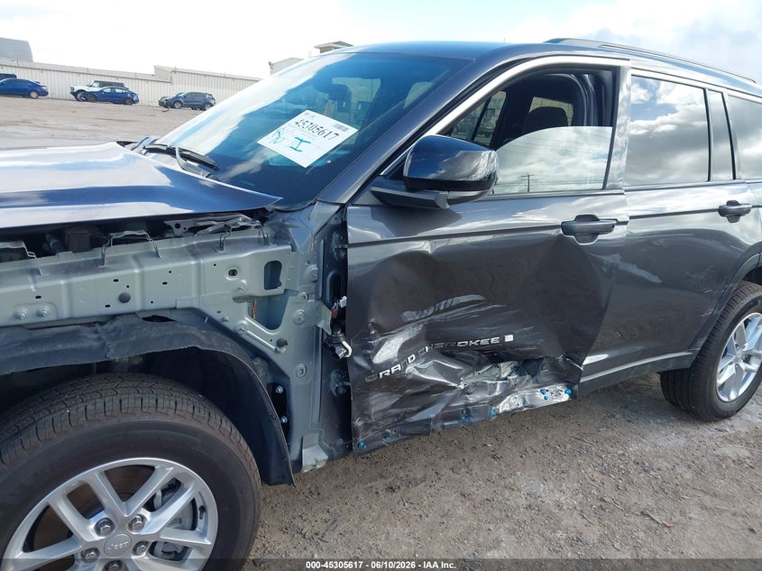 2025 Jeep Grand cherokee VIN 1C4RJJAG1S8726640 IAAI salvage auction — SIDE, Original (Texas), sold $13,600 on 2026-07-29 (photo 6)