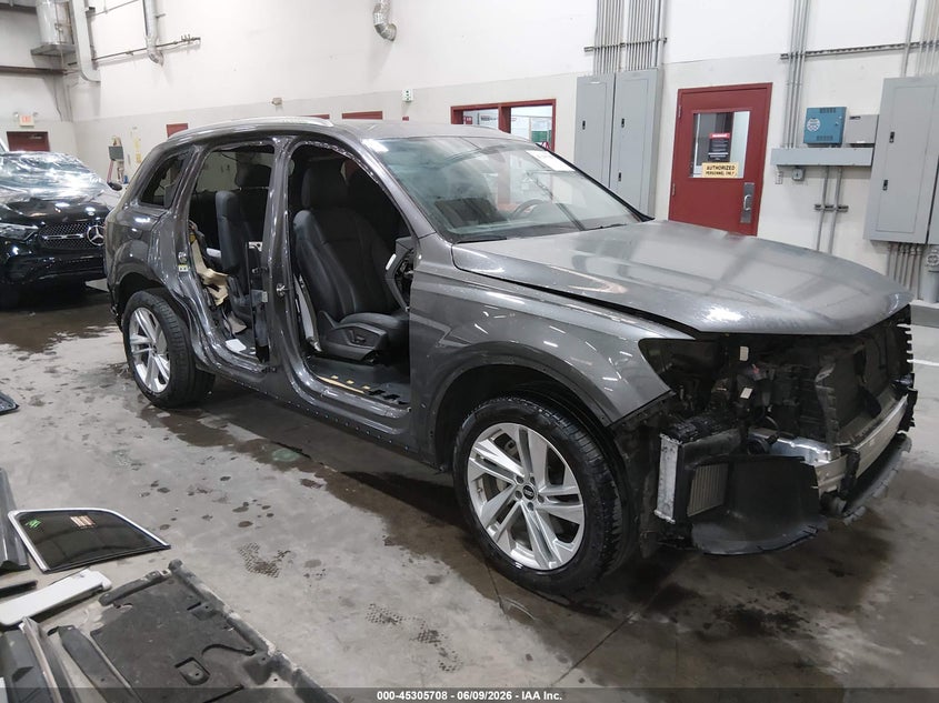 2022 Audi Q7 VIN WA1LXBF7XND021988 IAAI salvage auction — FRONT END, Salvage (Idaho), sold $15,400 on 2026-07-31 (photo 1)