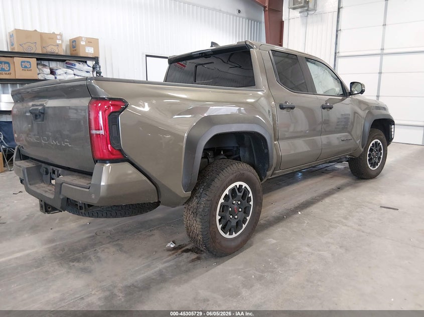 2025 Toyota Tacoma VIN 3TMLB5JN4SM092776 IAAI salvage auction — FRONT END, Salvage Title, sold $13,800 on 2026-07-11 (photo 4)