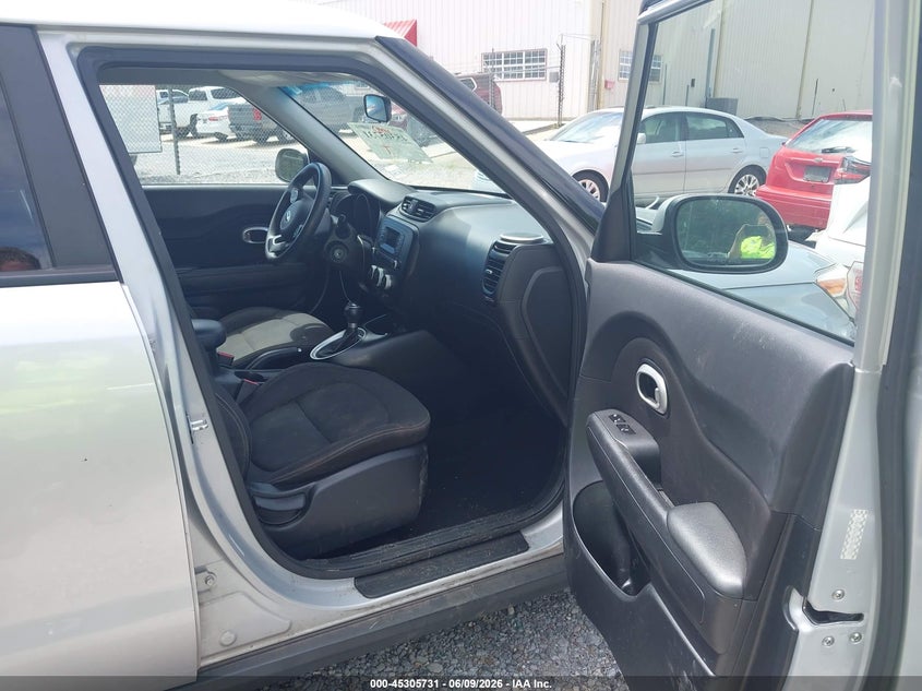 2016 Kia Soul VIN KNDJN2A28G7868721 IAAI salvage auction — NORMAL WEAR, Clear (Mississippi), sold $1,050 on 2026-07-10 (photo 5)