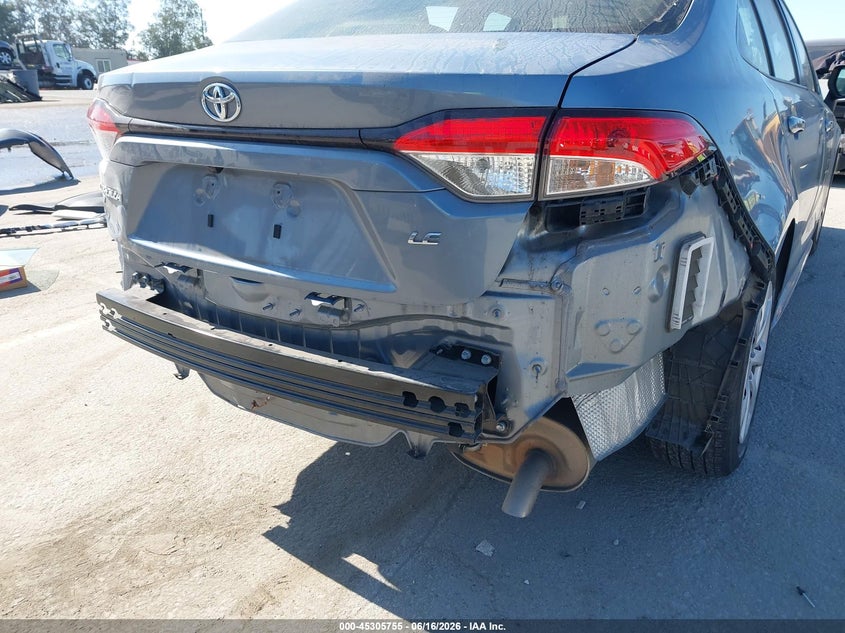 2021 Toyota Corolla VIN JTDEPMAE8MJ188561 IAAI salvage auction — LEFT SIDE, Non-Repairable (California), sold $4,150 on 2026-07-05 (photo 6)
