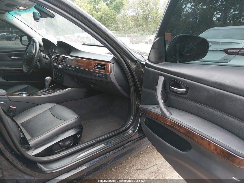 2011 BMW 3er VIN WBAPK7C5XBF083362 IAAI salvage auction — REAR END, Clear (Indiana), sold $1,400 on 2026-07-29 (photo 5)
