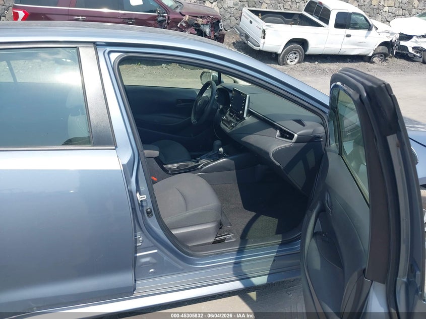 2022 Toyota Corolla VIN JTDEAMDE1NJ039343 IAAI salvage auction — FRONT END, Salvage Title, sold $1,850 on 2026-07-28 (photo 5)