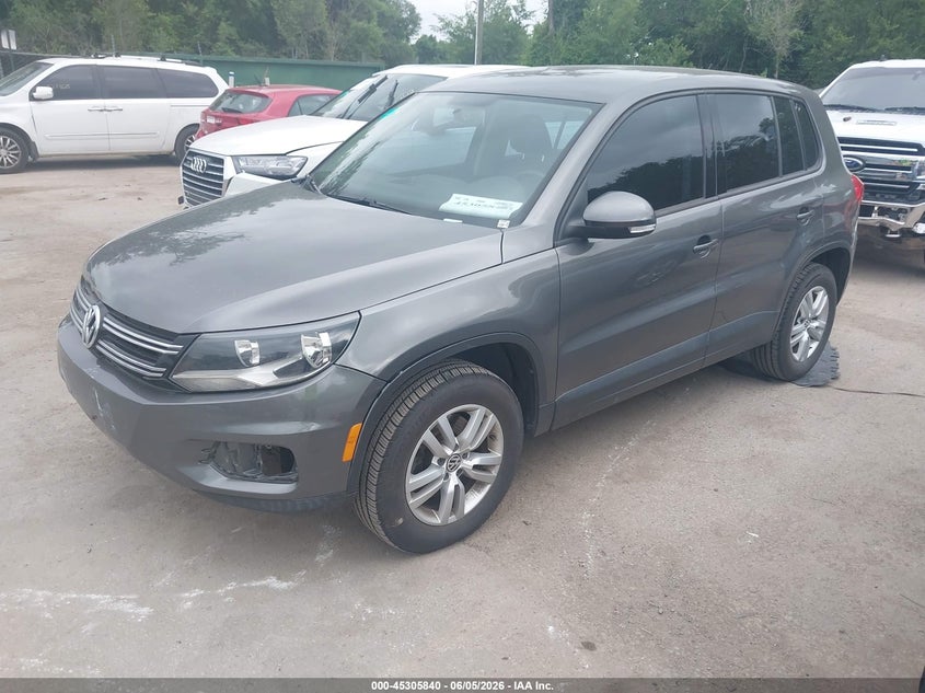 2012 Volkswagen Tiguan VIN WVGAV7AX0CW006372 IAAI salvage auction — FRONT END, Salvage Title, sold $475 on 2026-07-08 (photo 2)