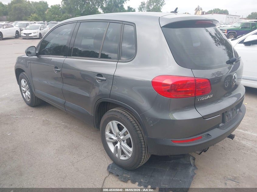 2012 Volkswagen Tiguan VIN WVGAV7AX0CW006372 IAAI salvage auction — FRONT END, Salvage Title, sold $475 on 2026-07-08 (photo 3)