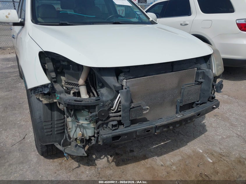 2008 Hyundai Veracruz VIN KM8NU13CX8U033996 IAAI salvage auction — FRONT END, Original (Texas), sold $375 on 2026-07-13 (photo 6)