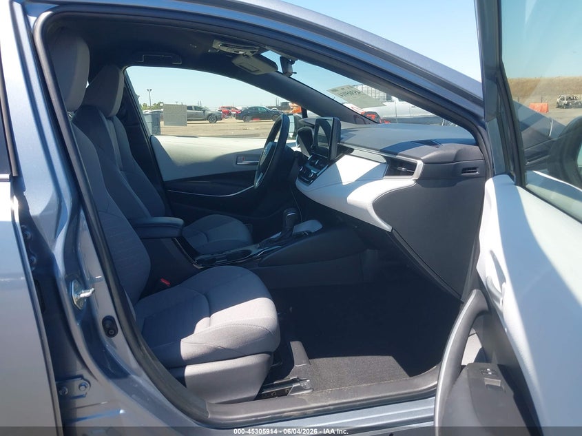2025 Toyota Corolla VIN JTDBCMFE1S3092084 IAAI salvage auction — FRONT & REAR, Salvage Title, sold $5,000 on 2026-07-29 (photo 5)