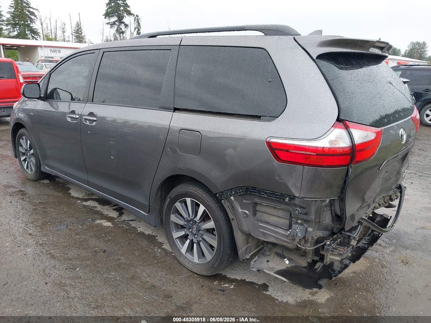 2018 Toyota Sienna VIN 5TDDZ3DC0JS190992 IAAI salvage auction — REAR END, Salvage Title, sold $8,100 on 2026-07-15 (photo 3)