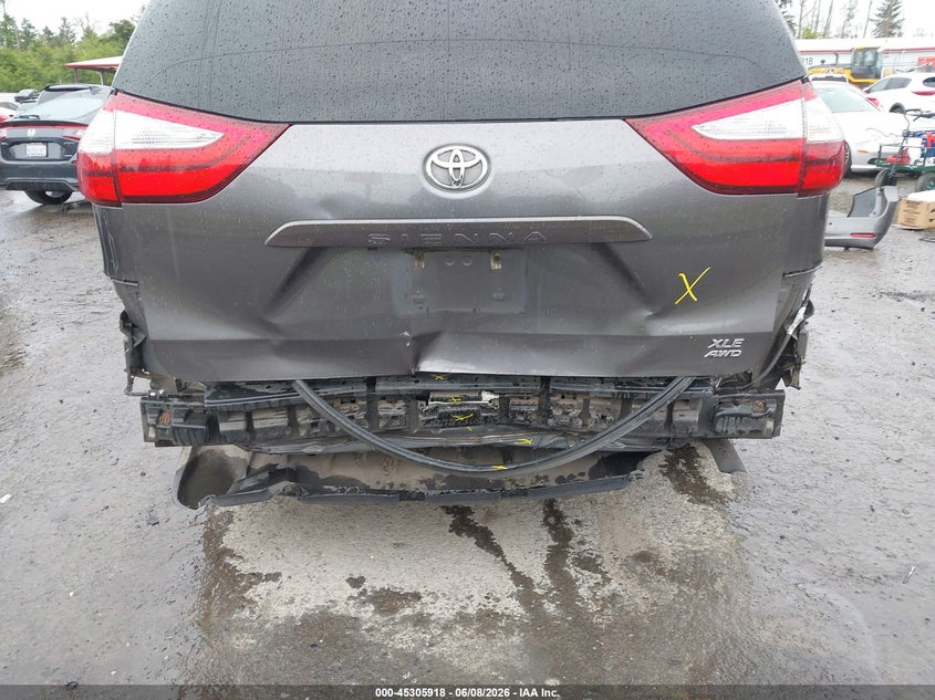 2018 Toyota Sienna VIN 5TDDZ3DC0JS190992 IAAI salvage auction — REAR END, Salvage Title, sold $8,100 on 2026-07-15 (photo 6)