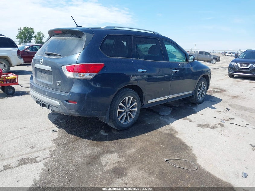 2016 Nissan Pathfinder VIN 5N1AR2MM3GC655860 IAAI salvage auction — NORMAL WEAR, Regular Certificate (Iowa), sold $675 on 2026-07-18 (photo 4)