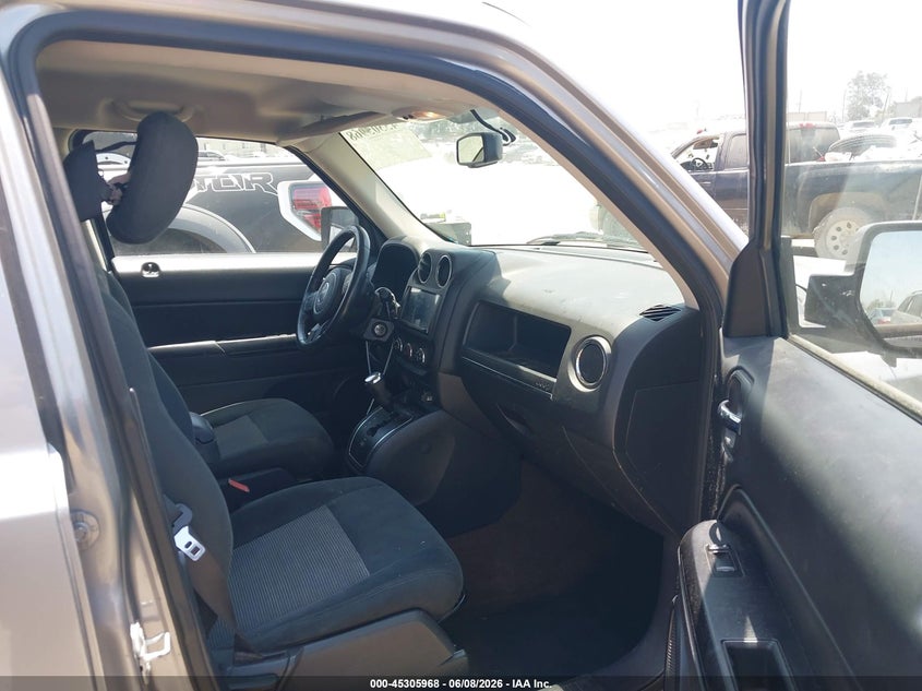 2016 Jeep Liberty (patriot) VIN 1C4NJPFB0GD620628 IAAI salvage auction — REAR END, Salvage Title, sold $1,450 on 2026-07-09 (photo 5)