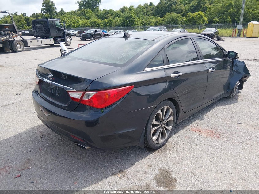 2013 Hyundai Sonata VIN 5NPEC4AB3DH577103 IAAI salvage auction — RIGHT FRONT, Salvage Title, sold $875 on 2026-07-14 (photo 4)