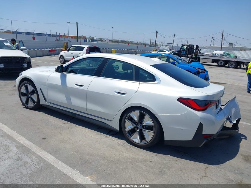 2025 BMW I4 VIN WBY23HD08SFV79469 IAAI salvage auction — REAR END, Salvage Title, sold $14,600 on 2026-08-26 (photo 3)