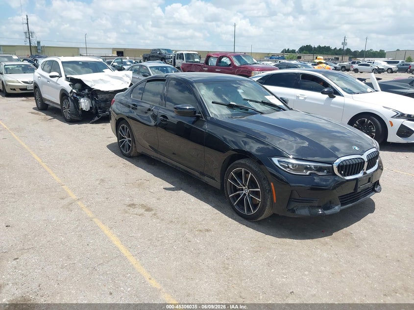 2022 BMW 3er VIN 3MW5R7J04N8C26409 IAAI salvage auction — LEFT & RIGHT, Salvage Title, sold $8,650 on 2026-07-29 (photo 1)