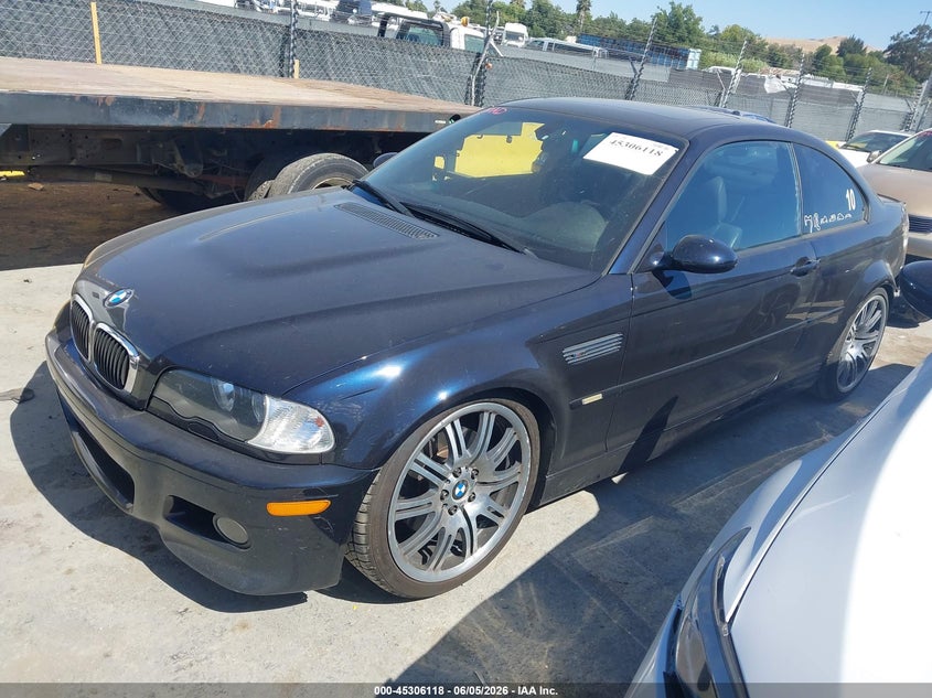 2005 BMW M3 VIN WBSBL93425PN60869 IAAI salvage auction — REAR END, Salvage (California), sold $10,200 on 2026-07-12 (photo 2)