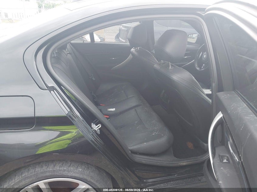2018 BMW 3er VIN WBA8D9G52JNU67144 IAAI salvage auction — FRONT END, Salvage Title, sold $3,000 on 2026-07-09 (photo 8)