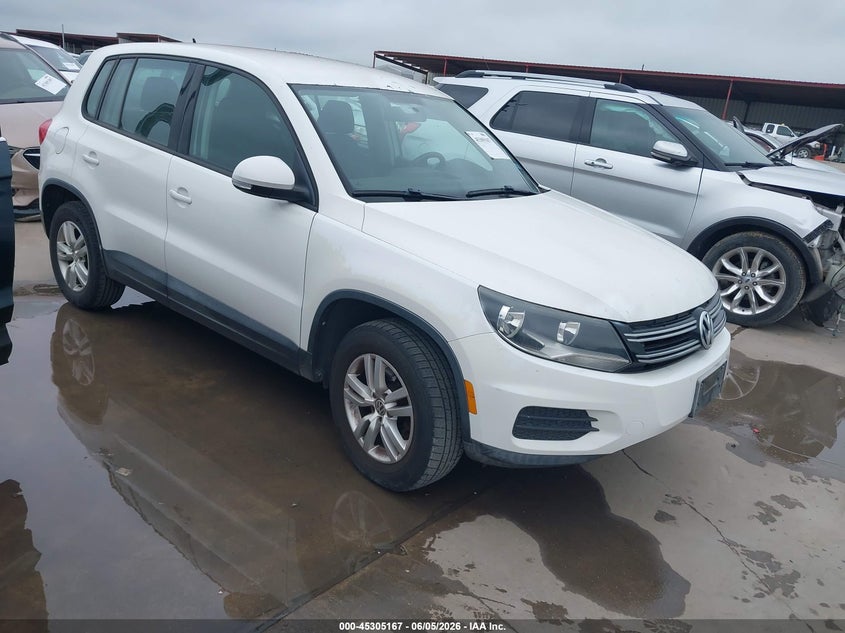 2012 Volkswagen Tiguan VIN WVGAV7AX7CW567572 IAAI salvage auction — NORMAL WEAR, Original (Texas), sold $875 on 2026-07-07 (photo 1)