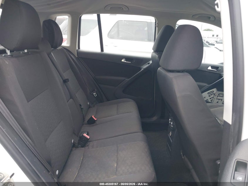 2012 Volkswagen Tiguan VIN WVGAV7AX7CW567572 IAAI salvage auction — NORMAL WEAR, Original (Texas), sold $875 on 2026-07-07 (photo 8)