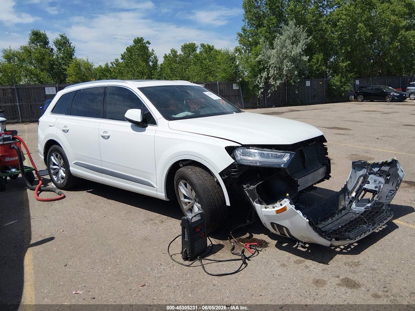 2018 Audi Q7 VIN WA1LAAF79JD004623 IAAI salvage auction — LEFT & RIGHT, Salvage Title, sold $2,850 on 2026-07-14 (photo 1)