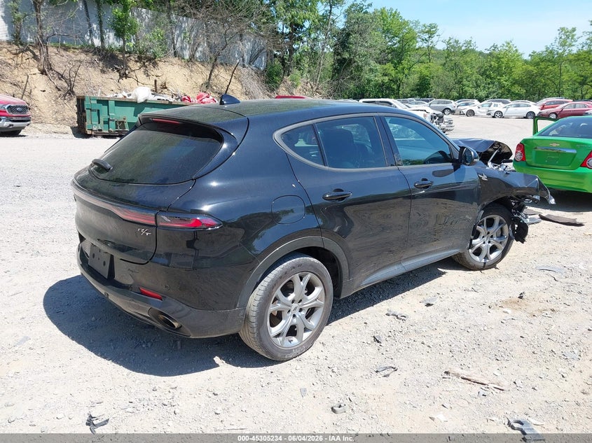 2024 Dodge Hornet VIN ZACPDFCW7R3A07662 IAAI salvage auction — FRONT END, Salvage Title, sold $2,800 on 2026-08-11 (photo 4)