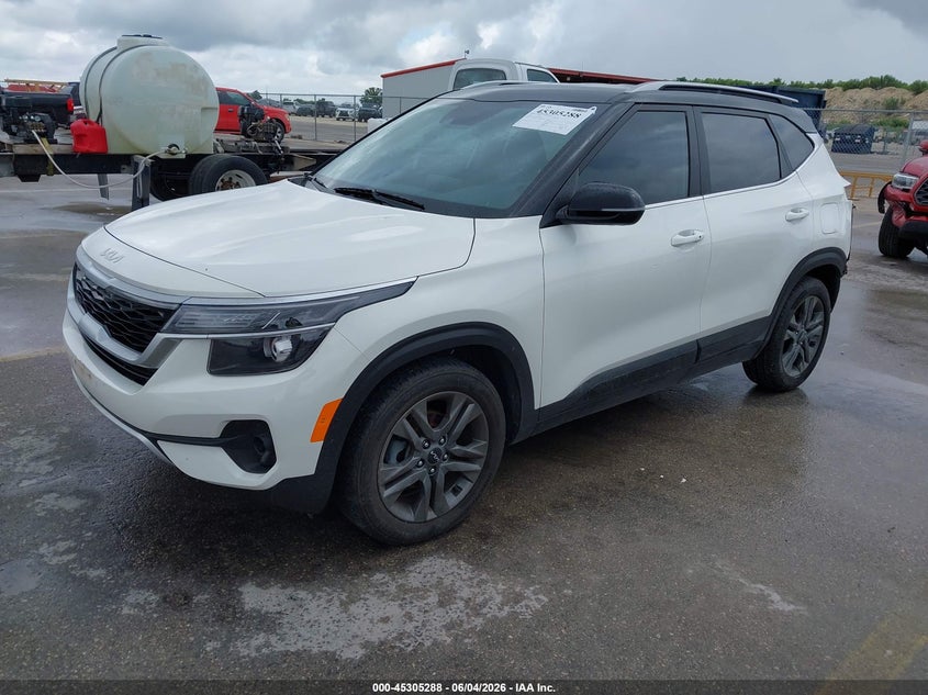 2023 Kia Seltos VIN KNDEU2AA8P7384057 IAAI salvage auction — REAR END, Salvage Title, sold $7,525 on 2026-08-06 (photo 2)