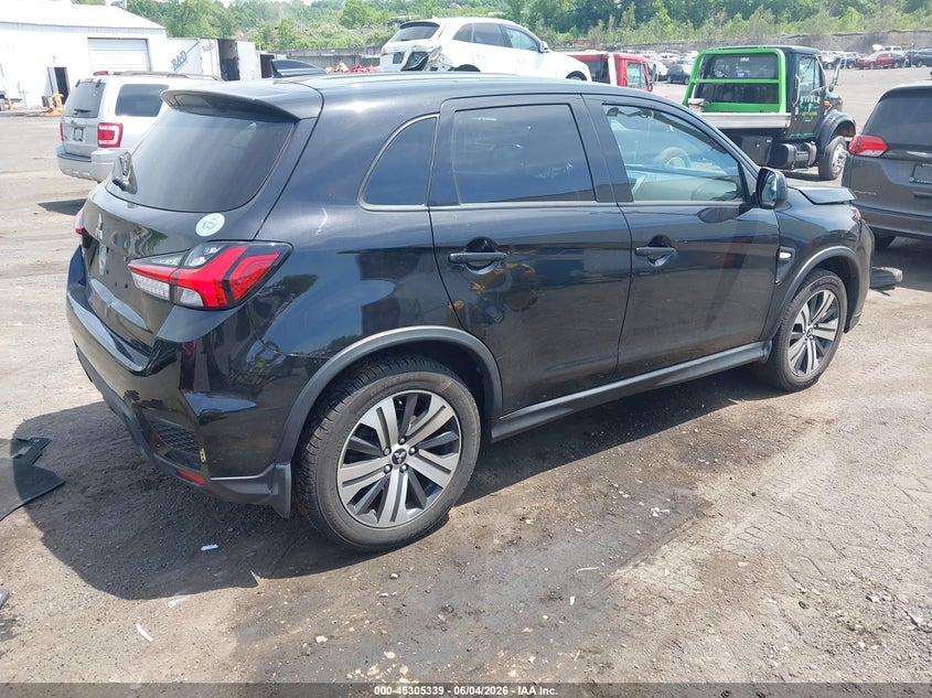 2022 Mitsubishi Outlander VIN JA4ARUAU0NU002862 IAAI salvage auction — FRONT END, Salvage Title, sold $4,050 on 2026-07-14 (photo 4)