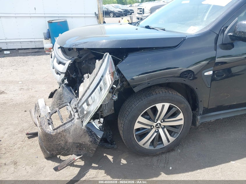 2022 Mitsubishi Outlander VIN JA4ARUAU0NU002862 IAAI salvage auction — FRONT END, Salvage Title, sold $4,050 on 2026-07-14 (photo 6)