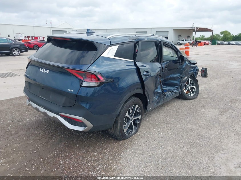 2025 Kia Sportage VIN KNDPVCDG6S7216891 IAAI salvage auction — SIDE, Salvage Title, sold $7,100 on 2026-07-09 (photo 4)