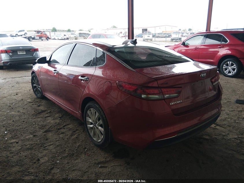 2018 Kia Optima VIN 5XXGT4L38JG199043 IAAI salvage auction — RIGHT FRONT, Salvage Title, sold $1,200 on 2026-07-16 (photo 3)