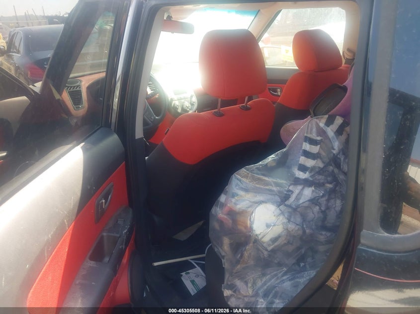 2011 Kia Soul VIN KNDJT2A2XB7214060 IAAI salvage auction — NORMAL WEAR, Clear-Dealer Only (North Carolina), sold $550 on 2026-07-20 (photo 8)