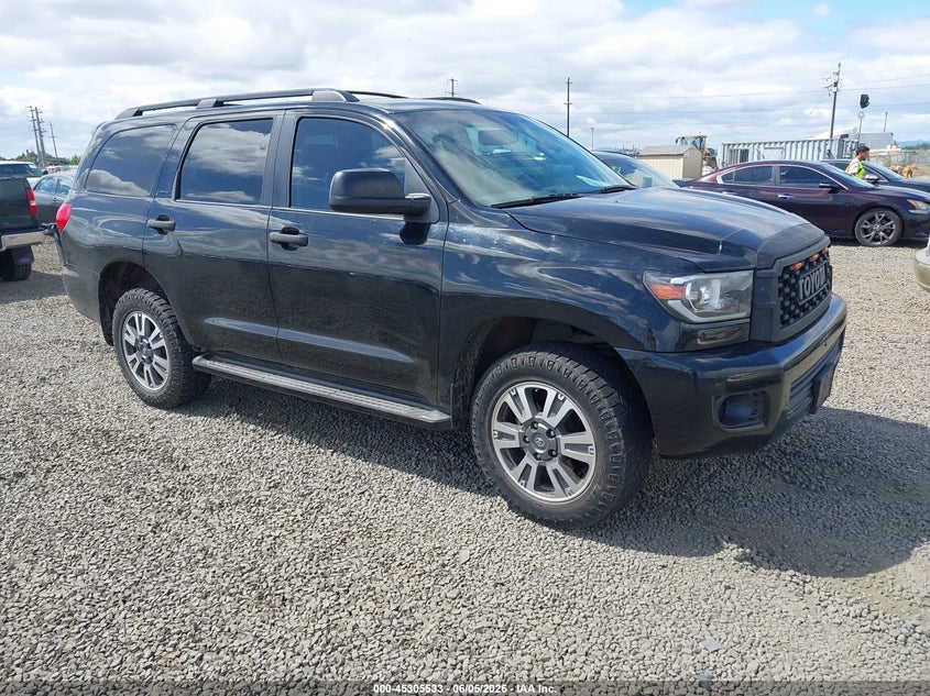 2010 Toyota Sequoia VIN 5TDJY5G17AS039742 IAAI salvage auction — RIGHT FRONT, Salvage (Oregon), sold $5,600 on 2026-07-20 (photo 1)