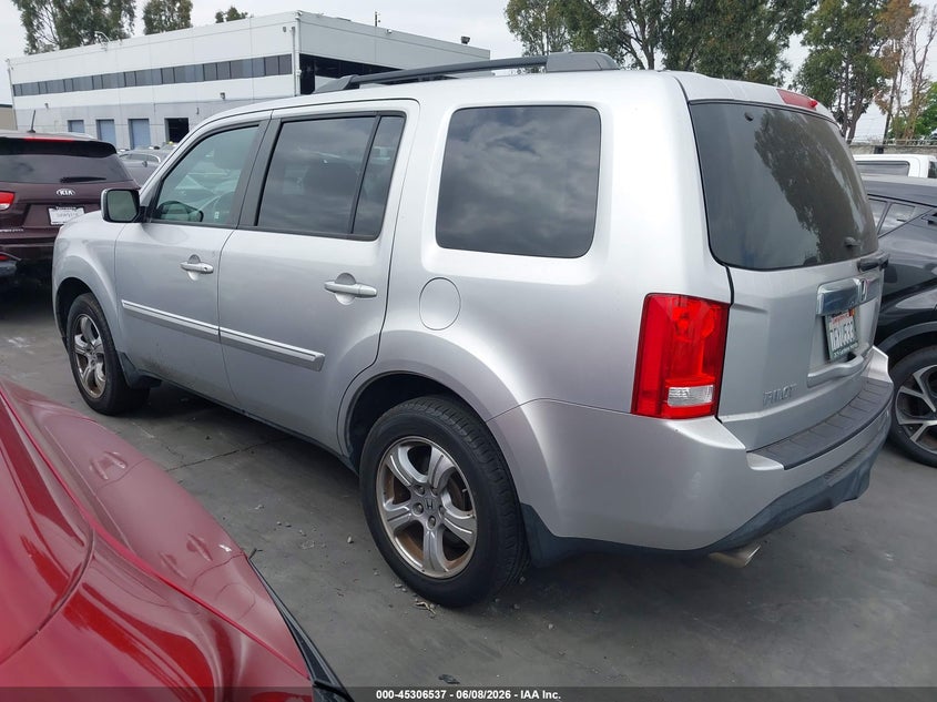2014 Honda Pilot VIN 5FNYF3H55EB015203 IAAI salvage auction — SIDE, Salvage Certificate (California), sold $2,250 on 2026-07-29 (photo 3)