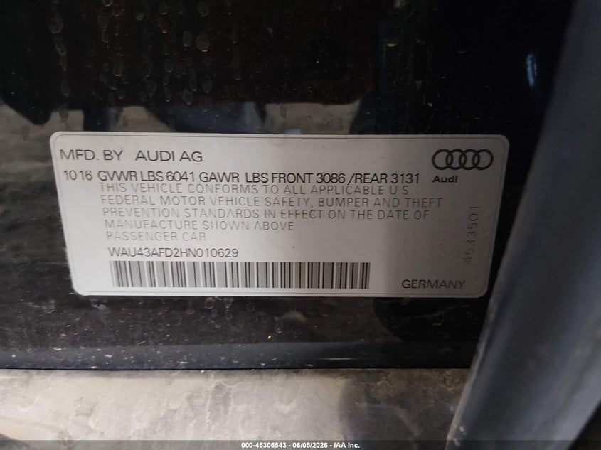 2017 Audi A8 VIN WAU43AFD2HN010629 IAAI salvage auction — LEFT REAR, Salvage Title, sold $200 on 2026-07-28 (photo 9)