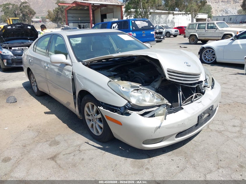 2003 Lexus Es 300 VIN JTHBF30G530090450 — IAAI salvage auction photo