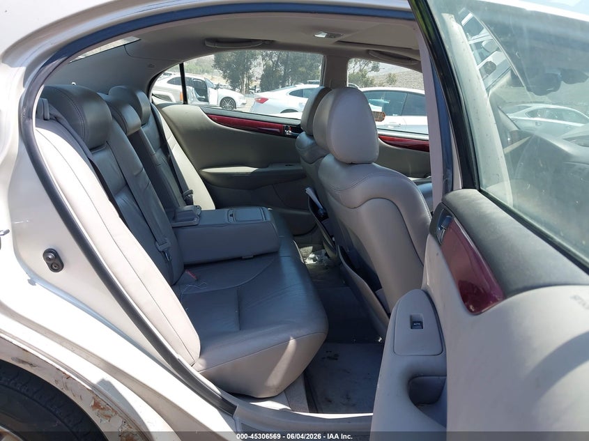 2003 Lexus Es 300 VIN JTHBF30G530090450 IAAI salvage auction — NORMAL WEAR, Clear - Dealer Only (California), sold $600 on 2026-07-07 (photo 8)