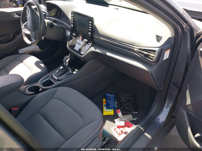 2020 Hyundai Ioniq VIN KMHC65LD1LU189581 IAAI salvage auction — REAR END, Salvage Certificate (California), sold $4,250 on 2026-07-22 (photo 5)