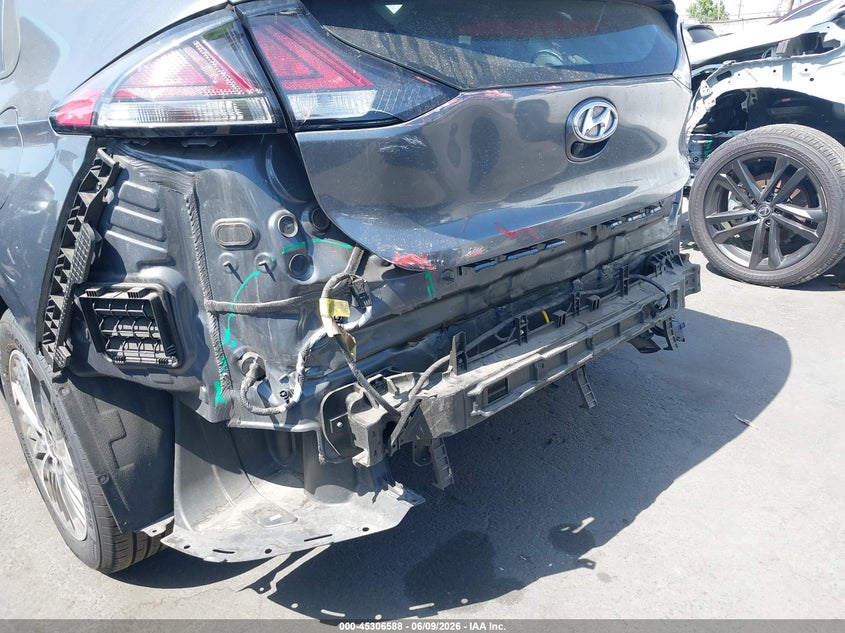 2020 Hyundai Ioniq VIN KMHC65LD1LU189581 IAAI salvage auction — REAR END, Salvage Certificate (California), sold $4,250 on 2026-07-22 (photo 6)