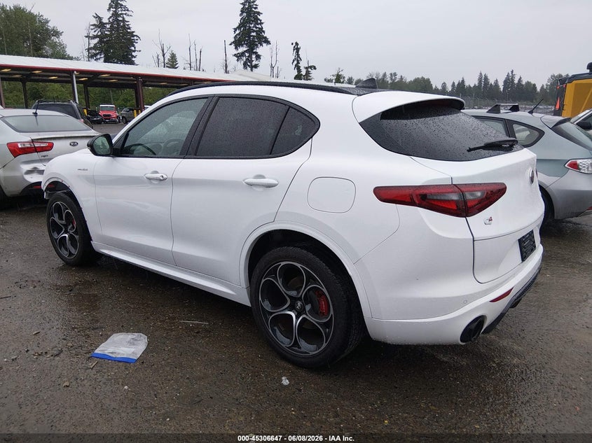2023 Alfa romeo Stelvio VIN ZASPAKBNXP7D65276 IAAI salvage auction — FRONT END, Salvage Title, sold $2,500 on 2026-07-29 (photo 3)
