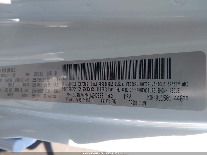 2020 Jeep Wrangler / VIN 1C4HJXENXLW247833 IAAI salvage auction — ROLLOVER, Salvage Title, sold $5,500 on 2026-08-14 (photo 9)