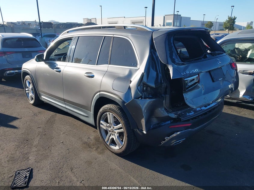 2020 Mercedes-benz Glb VIN WDC4M4HB6LW004813 IAAI salvage auction — REAR END, Salvage Title, sold $6,800 on 2026-08-14 (photo 3)