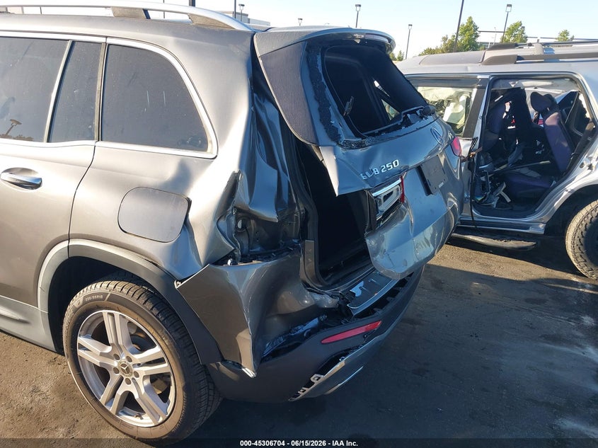 2020 Mercedes-benz Glb VIN WDC4M4HB6LW004813 IAAI salvage auction — REAR END, Salvage Title, sold $6,800 on 2026-08-14 (photo 6)