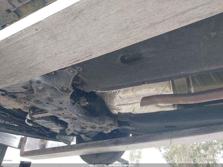 2019 Kia Sorento VIN 5XYPG4A37KG536435 IAAI salvage auction — VANDALISM, Salvage Title, sold $2,875 on 2026-07-15 (photo 6)