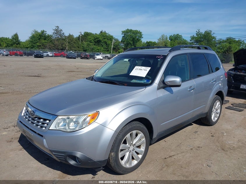 2013 Subaru Forester VIN JF2SHADCXDH444149 IAAI salvage auction — RIGHT FRONT, Salvage Title, sold $1,375 on 2026-07-07 (photo 2)