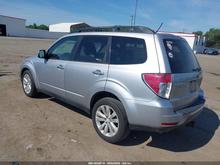 2013 Subaru Forester VIN JF2SHADCXDH444149 IAAI salvage auction — RIGHT FRONT, Salvage Title, sold $1,375 on 2026-07-07 (photo 3)
