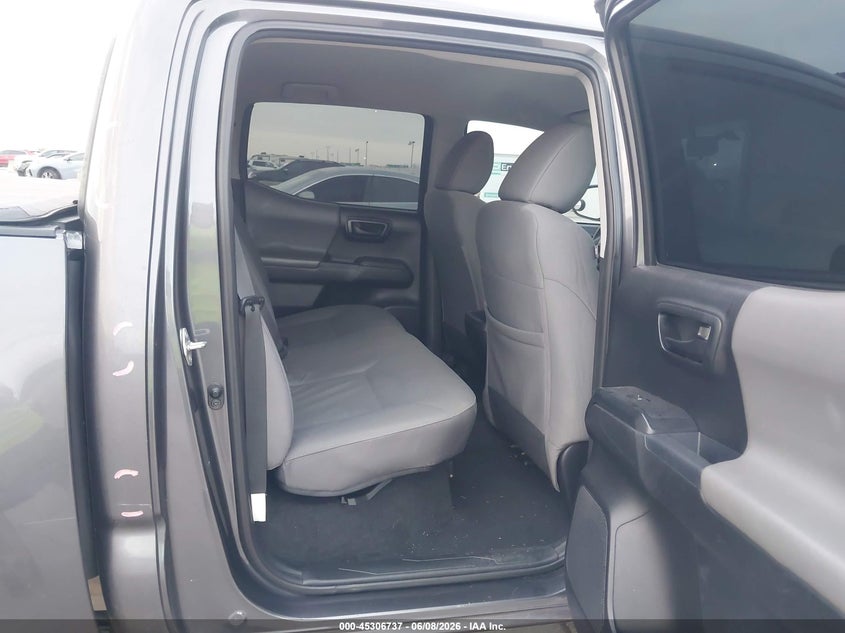 2017 Toyota Tacoma VIN 5TFAX5GN8HX097269 IAAI salvage auction — REAR END, Original (Texas), sold $10,800 on 2026-07-29 (photo 8)