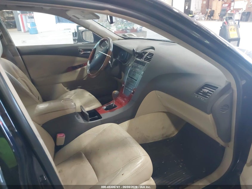 2008 Lexus ES VIN JTHBJ46GX82172214 IAAI salvage auction — NORMAL WEAR, Clear (New York), sold $775 on 2026-07-22 (photo 5)