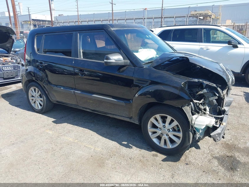 2012 Kia Soul VIN KNDJT2A62C7739084 IAAI salvage auction — FRONT END, Salvage Title, sold $350 on 2026-07-07 (photo 1)