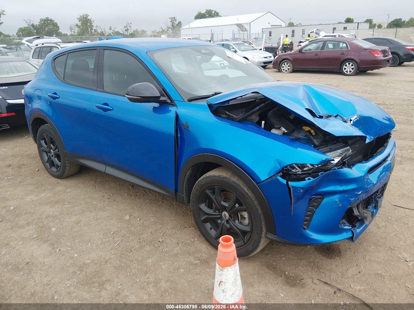 2023 Dodge Hornet VIN ZACNDFAN0P3A05461 IAAI salvage auction — FRONT END, Salvage (Arizona), sold $2,475 on 2026-08-20 (photo 1)