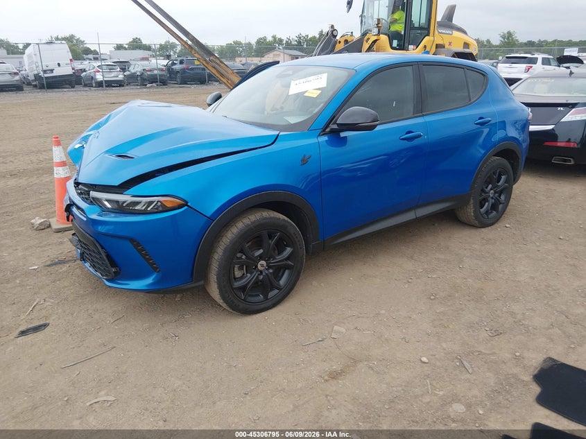 2023 Dodge Hornet VIN ZACNDFAN0P3A05461 IAAI salvage auction — FRONT END, Salvage (Arizona), sold $2,475 on 2026-08-20 (photo 2)